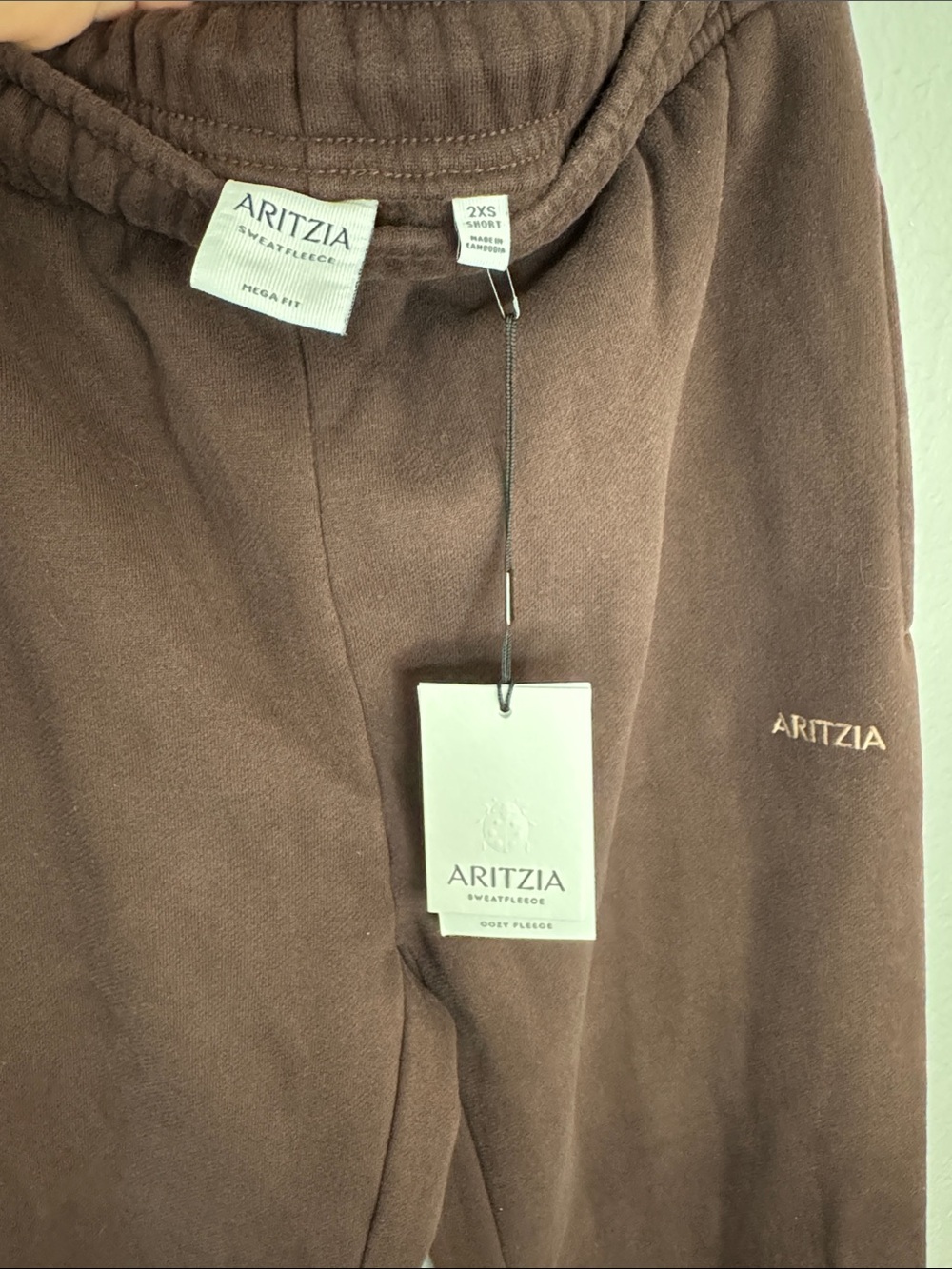 NWT Aritzia Cozy Sweatfleece Mega Fit Fleece Jogger 2XS Short Mocha Brown - Picture 6 of 6